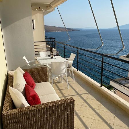 Apartment With Huge Sea View Balcony Sarandë エクステリア 写真