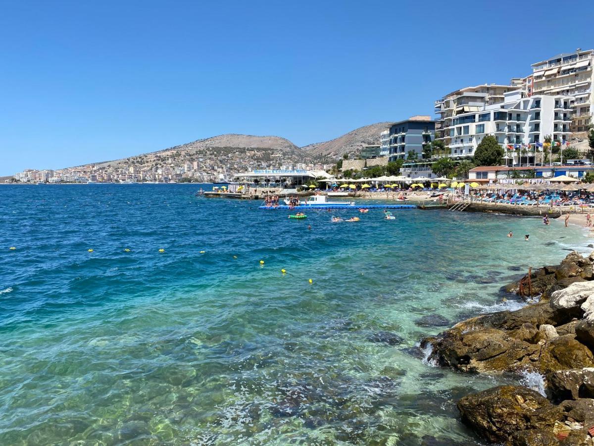 Apartment With Huge Sea View Balcony Sarandë エクステリア 写真