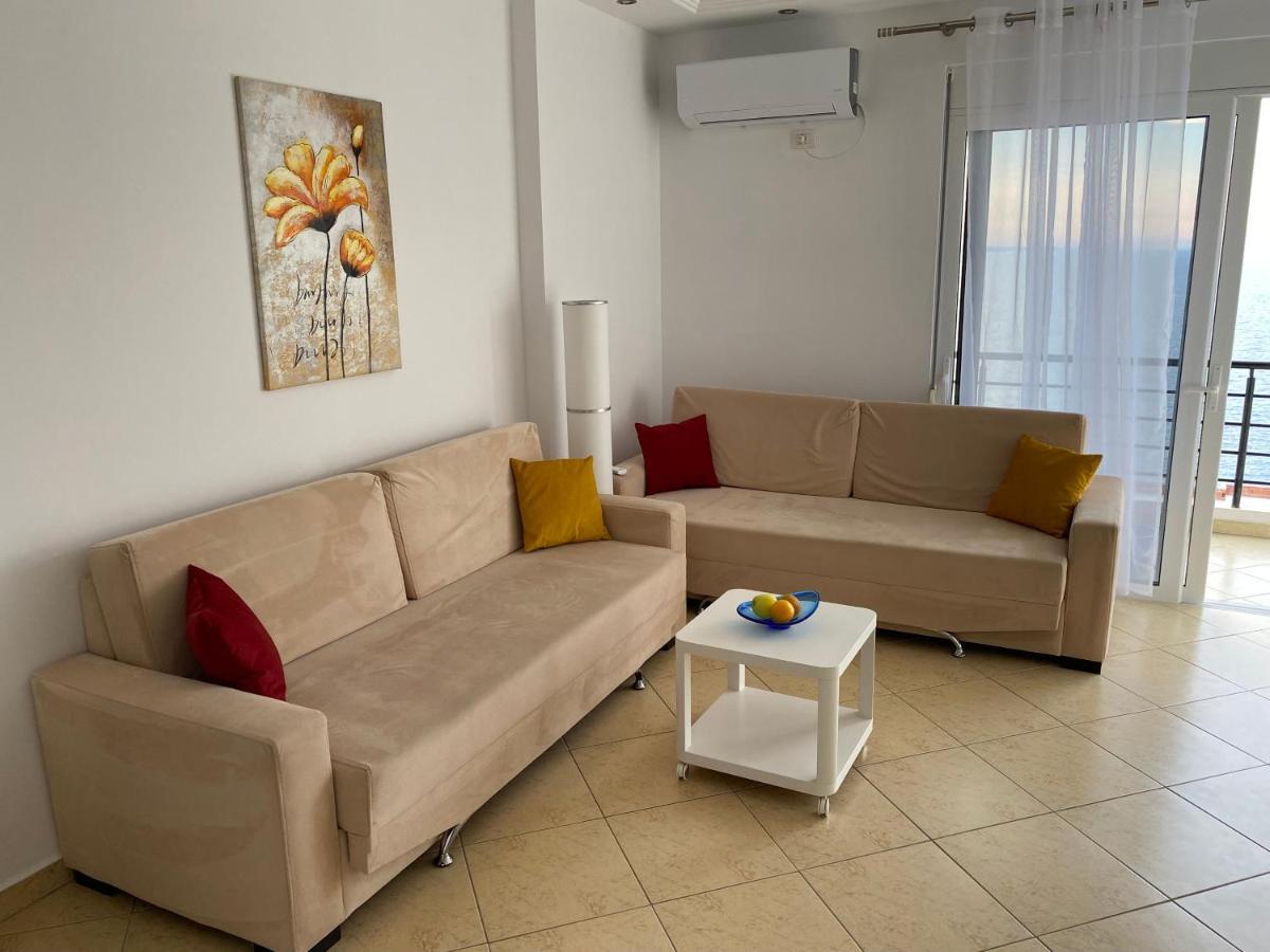 Apartment With Huge Sea View Balcony Sarandë エクステリア 写真